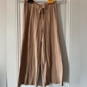 Tan wide cropped sweater sweat pants.